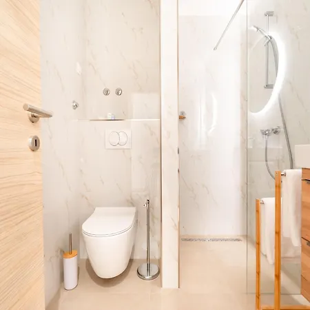 Διαμέρισμα & Fisherman's Luck - Two-bedroom With Terrace And Sea View Vela Luka