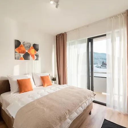 & Fisherman's Luck - Two-bedroom With Terrace And Sea View * Vela Luka